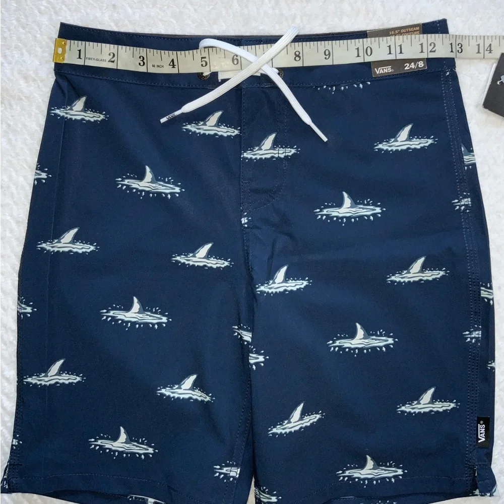 Vans Kids The Daily Shark Fin Board shorts